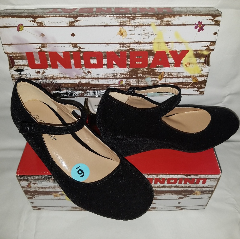 Unionbay Suede Wedges